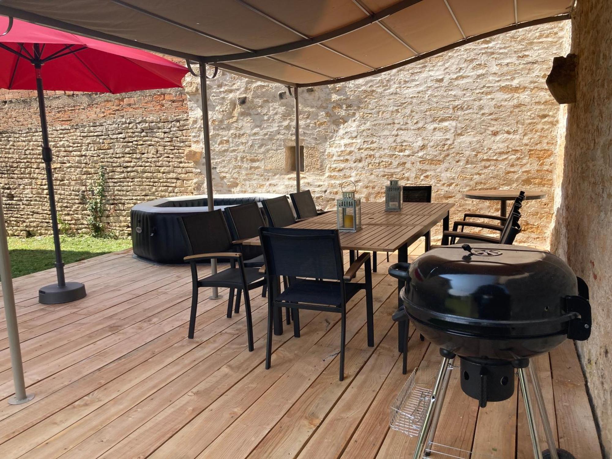 Le Presbytere - Touillon, Jacuzzi, 4 Chambres Pour 10 Exterior photo